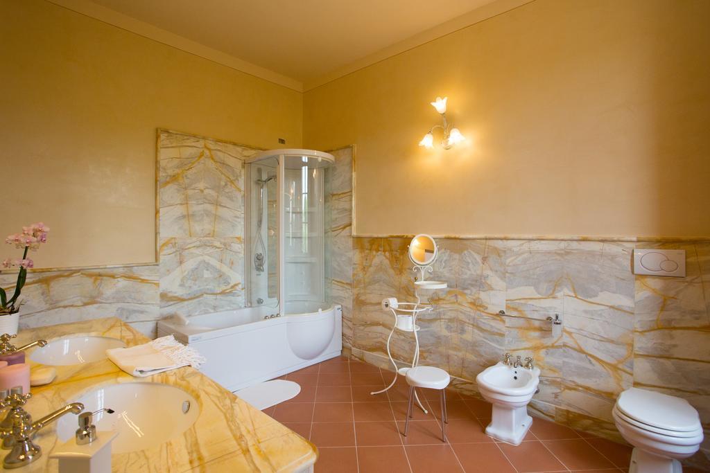 Tenuta Villa Rocchi Torrita di Siena Ruang foto